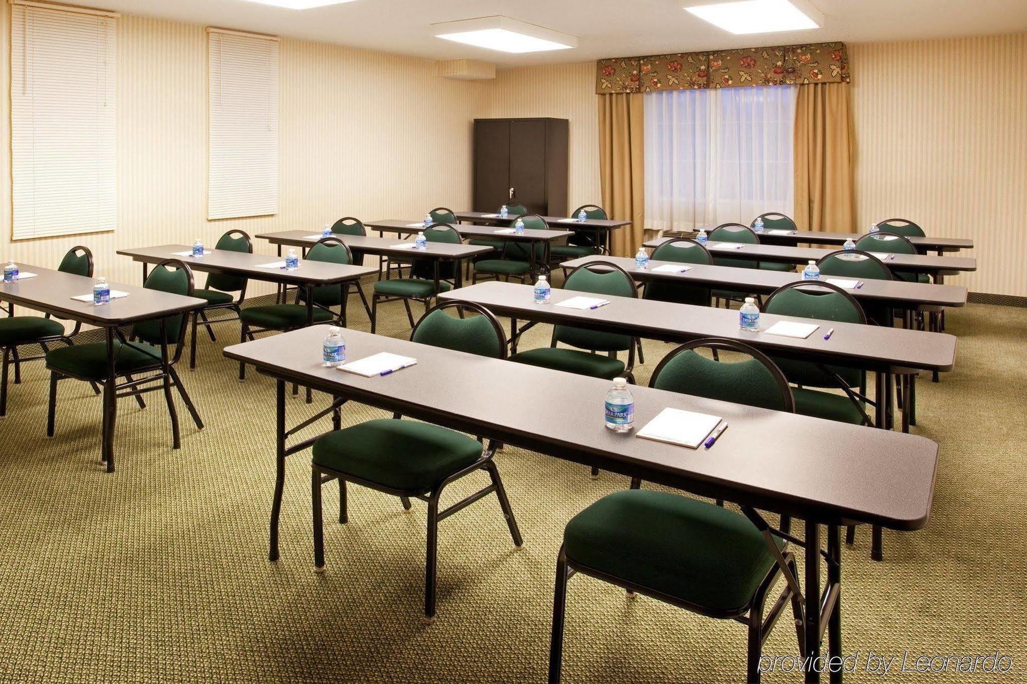 Holiday Inn Express Pittsburgh-Bridgeville By Ihg Εξωτερικό φωτογραφία